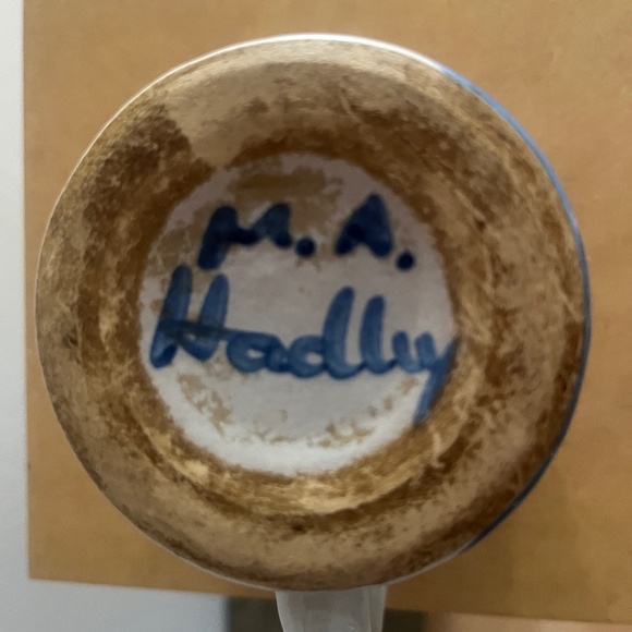 Vintage M.A. Hadley rearing horse mug - Picture 4 of 4